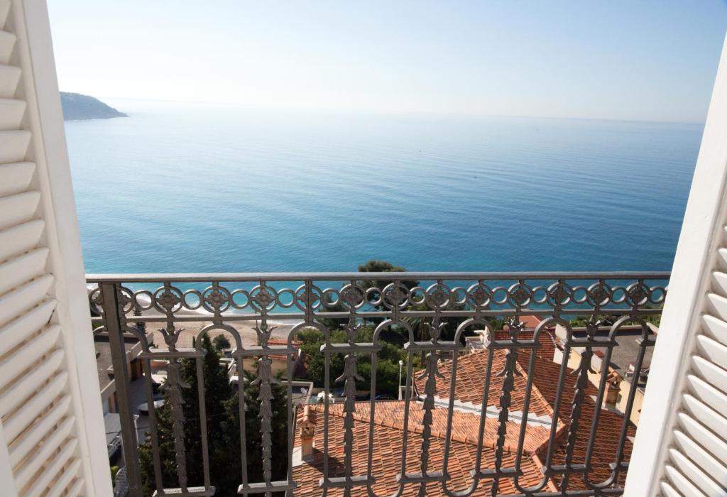 Hotel De Charme Regency Roquebrune-Cap-Martin Kültér fotó